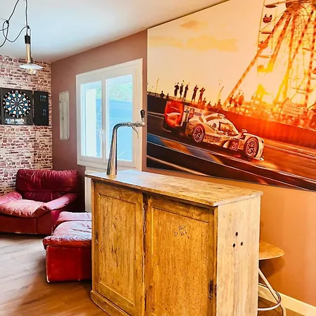 Maison 1440 - Stories, Atypique Sport Auto Σπίτι διακοπών